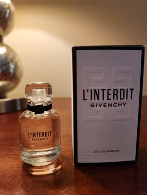Givenchy L'Iinterdit Edp Mini Travel Size 10 ml